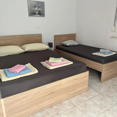 Apartmani Filip Podaca Exterior photo